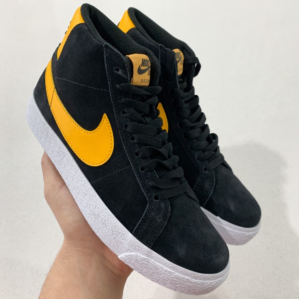 🖤💛 New Nike SB Blazer Mid Black Yellow Sneakers